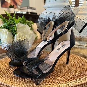 NEW JIMMY LOOK ALIKES ORGANZA BOW SANDALS💙